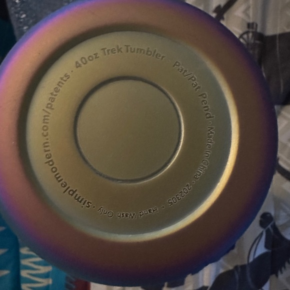 Simple Modern Prism - Picture 3 of 8